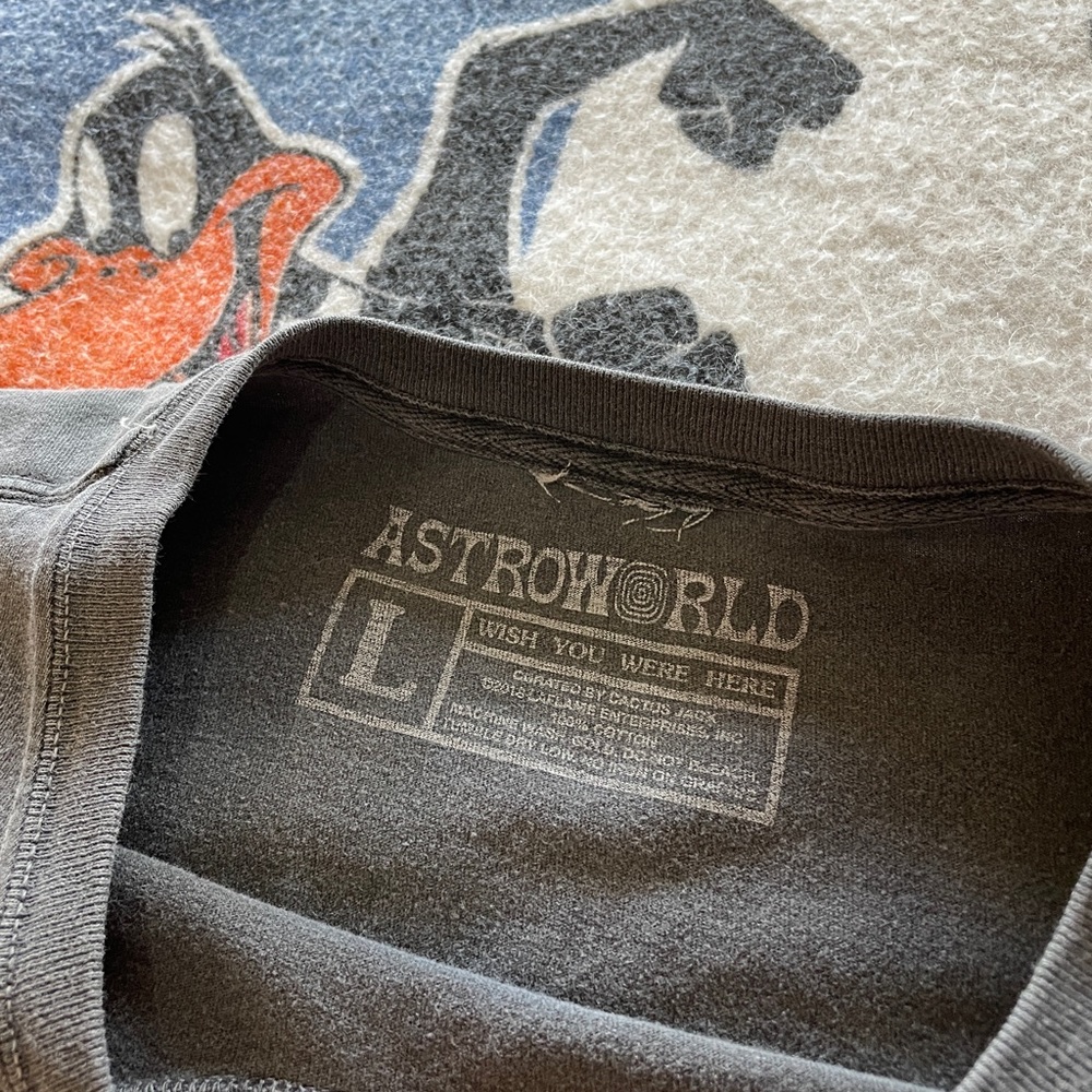 Travis Scott astroworld tour tee - Picture 4 of 5